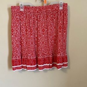 Cute, cool skirt. Size medium, 18” long, new w/o tags.